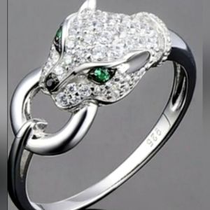 New - Never WORN Sterling Panther Ring Diamond Cut with Green Chrome Eyes Size 7
